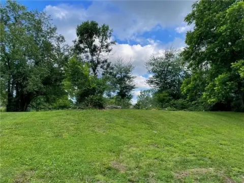 Large Residential Lot in Warrensburg