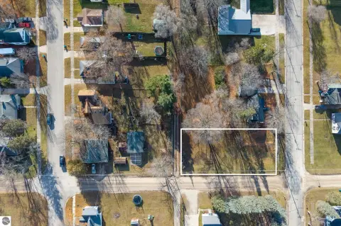 Buildable Vacant Lot in Cadillac