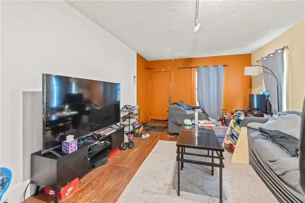 Picture 17