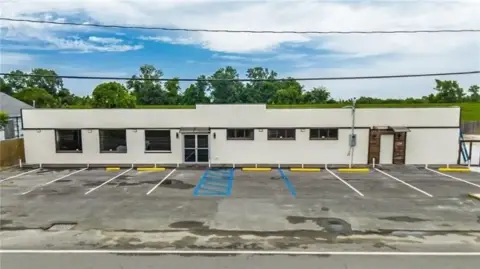 Versatile Commercial Space in Hahnville