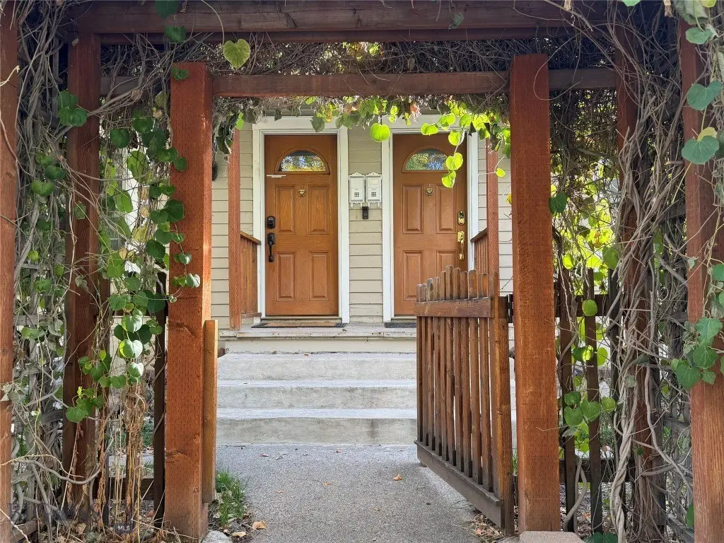 Picture 19