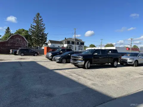 Prime Commercial Corner Lot