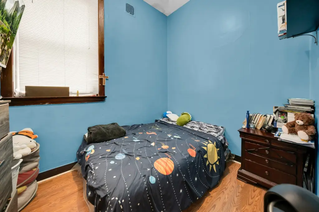 Picture 11