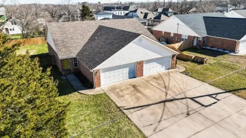 Bentonville Duplex with Development Potential