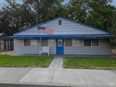Mixed-Use Property with Residence