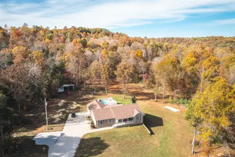 Irvington, KY Hunting Retreat