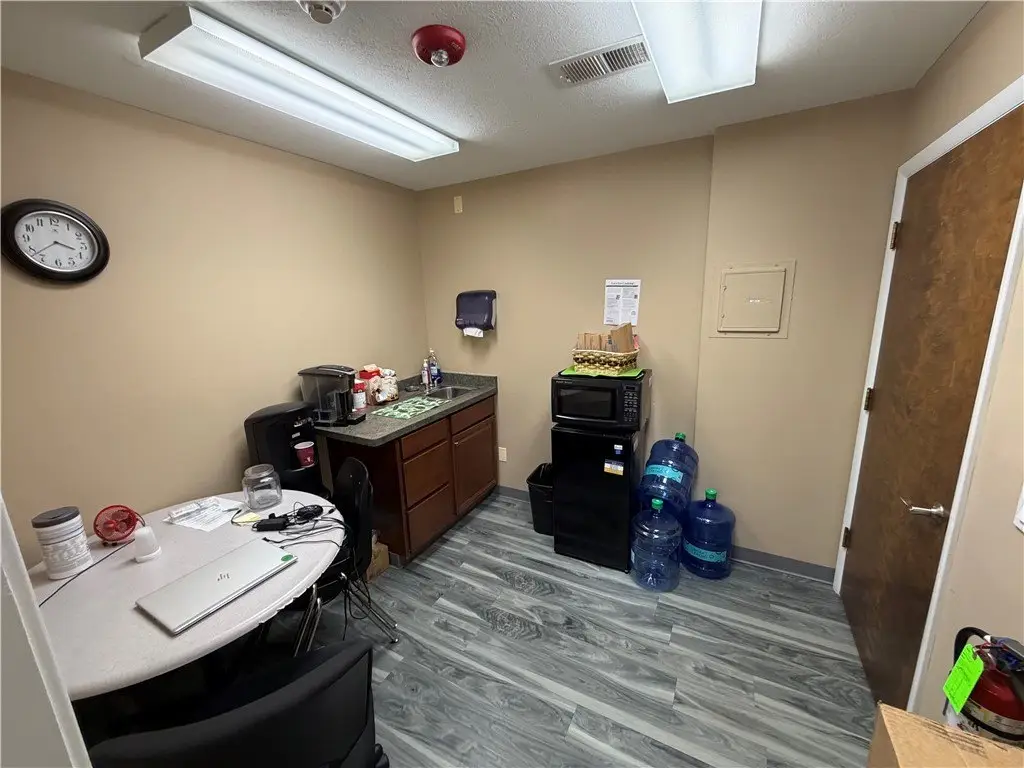 Picture 8