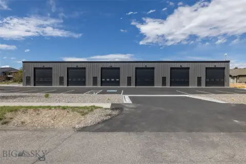 Flex Space with Heated Shop
