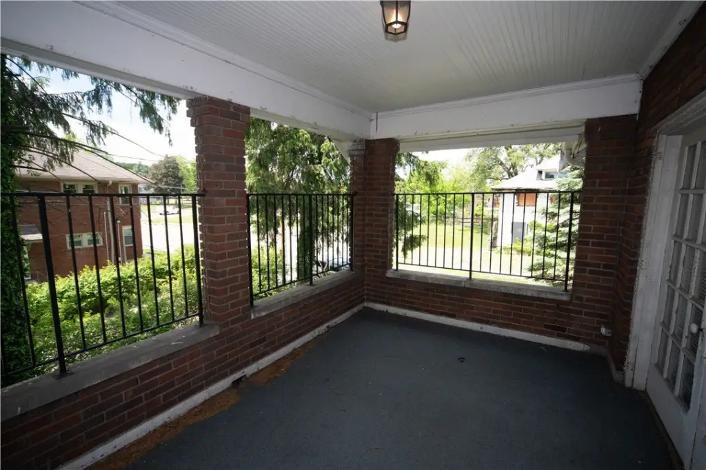 Picture 8