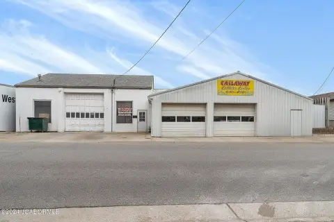Collision Center Building