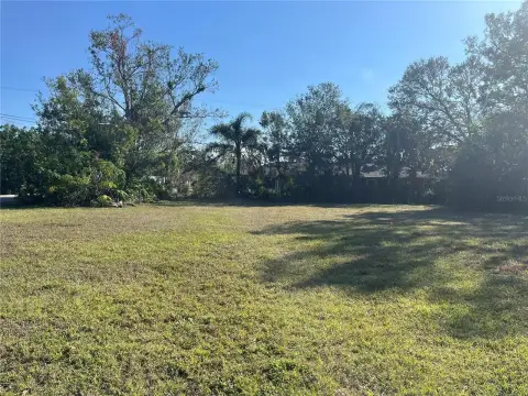 Land on Ringling Boulevard, Sarasota