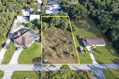 Half-Acre Homesite in Lehigh Acres