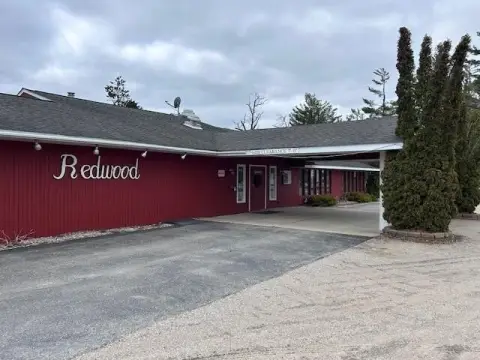 Established Restaurant/Bar on 3+ Acres