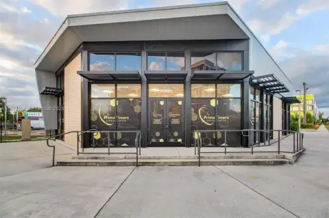 New Industrial Building in Miami