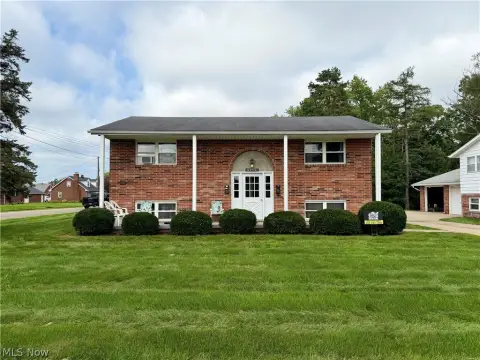 Two-Unit Duplex with Garages