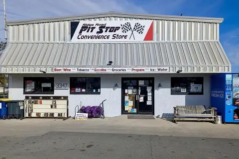 4-Bay Convenience Store