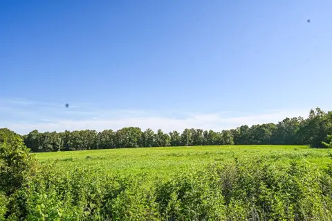 Highway Frontage Land in Niangua