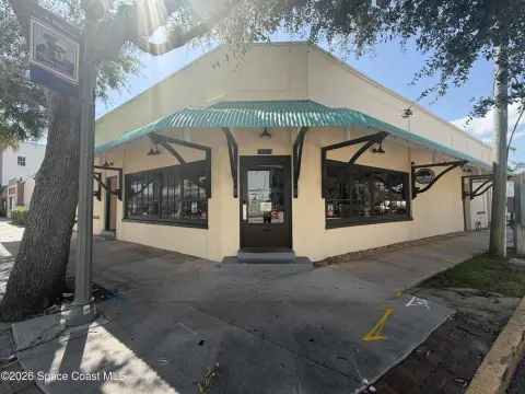 Landmark Downtown Restaurant Building