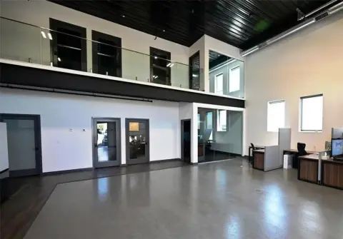 Customizable Commercial Units Available