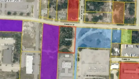 Commercial Land in Central Navarre