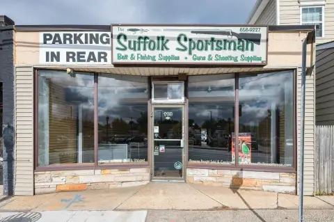 Freestanding Retail Building