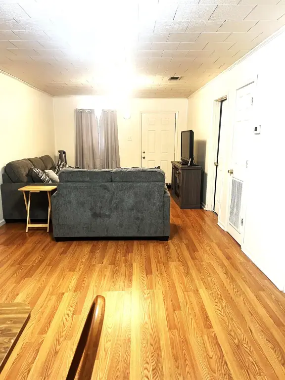 Picture 12