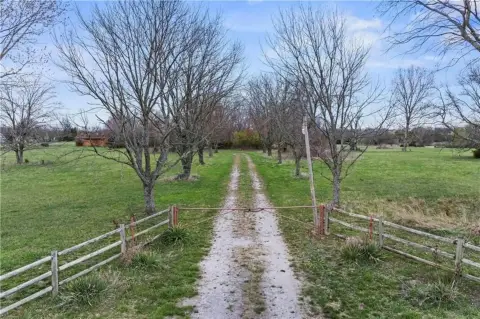 Picture of Land at W 171St St 2840, Overland Park, KS