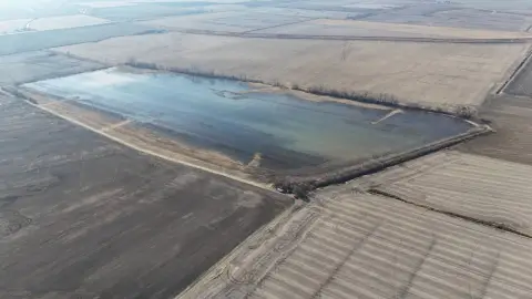 Waterfowl Hunting Paradise with Lake