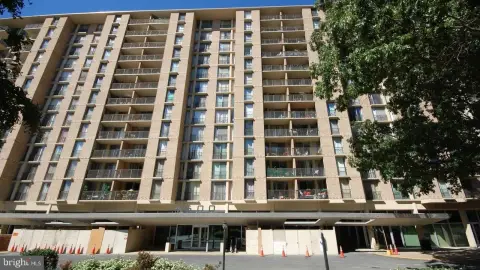 Ground-Floor Retail Condominium