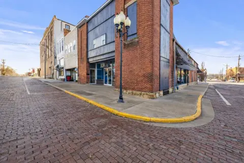 Fulton Retail Space For Rent