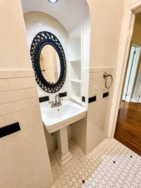 Picture 30