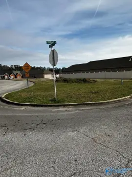 Decatur, AL Corner Lot