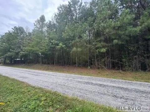 Scenic Lot Near I-85