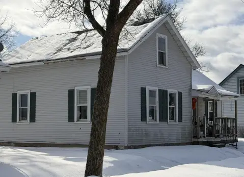Wausau Duplex with Detached Garage