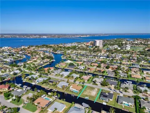 Waterfront Land in Fort Myers