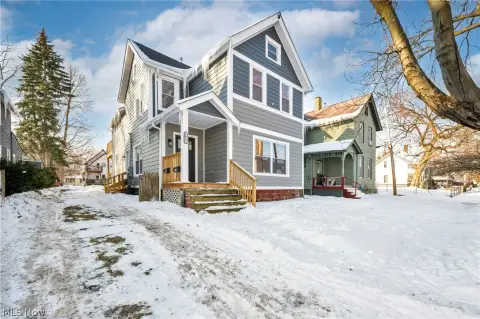 Remodeled Duplex: Turnkey Investment