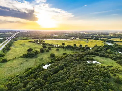 Okemah Ranch with River Frontage
