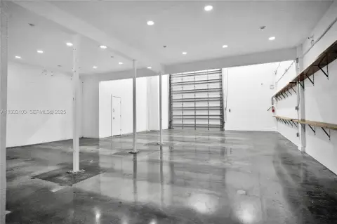 Doral Warehouse/Office Condominium