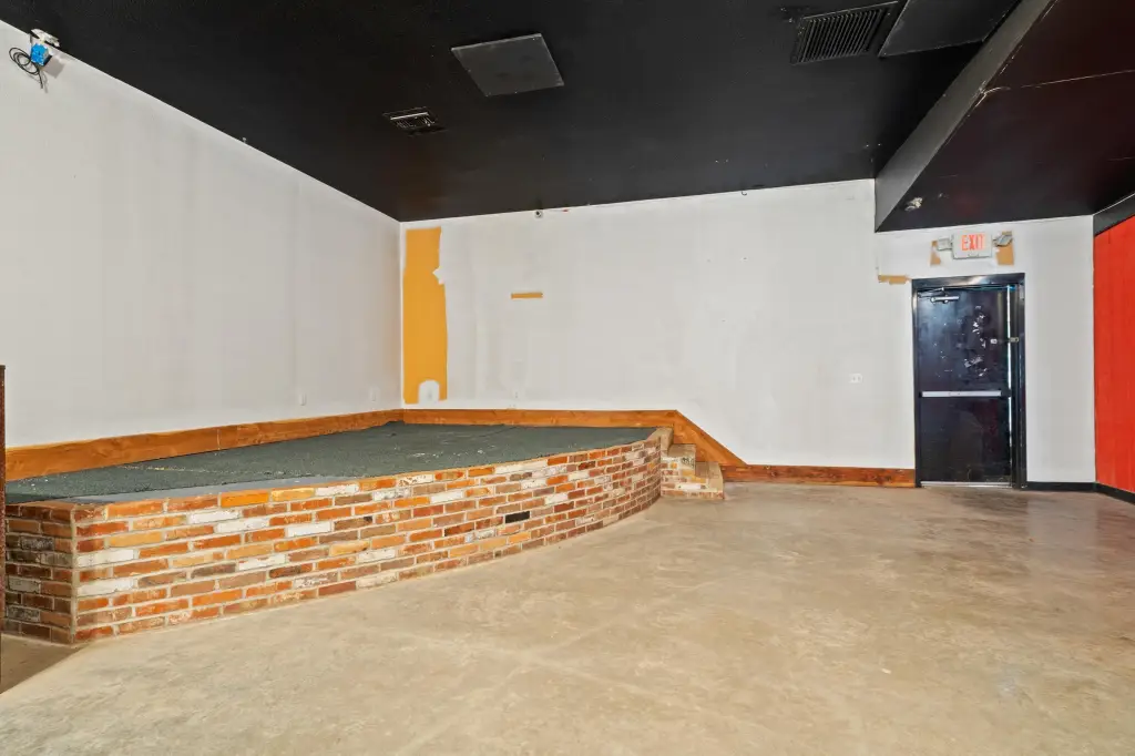 Picture 10