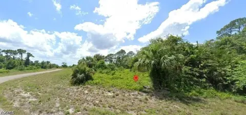 Residential Lot in Banyan Village