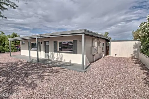 Ranch Triplex in Tucson