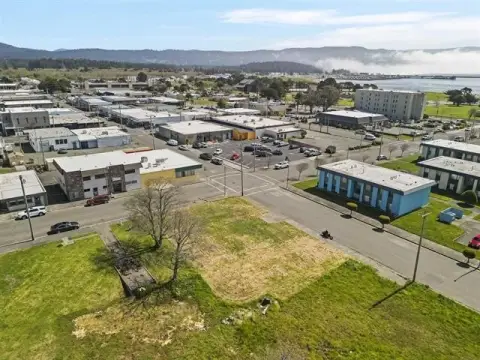 Commercial Land Parcel with Utilities Access