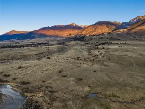 Livingston, MT 5-Acre Land