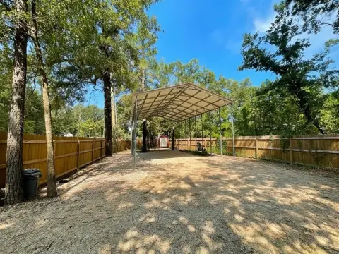 Improved Lot Near Lake Livingston