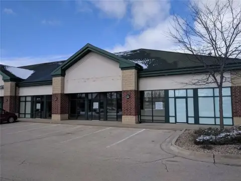 Retail Space in Cedar Rapids