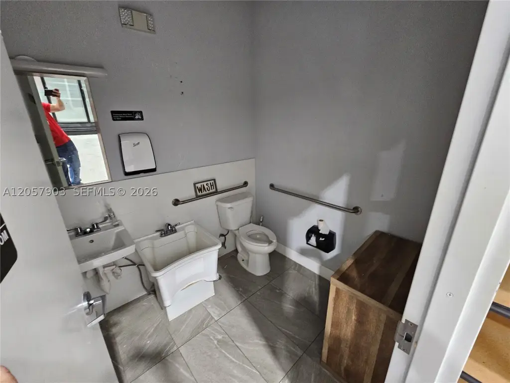 Picture 9