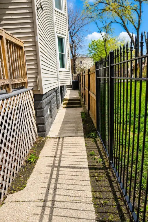 Picture 16