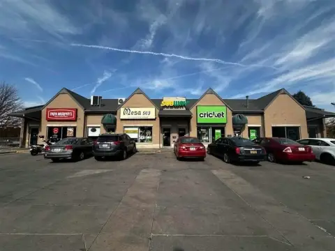 Iowa City Retail/Office Opportunity