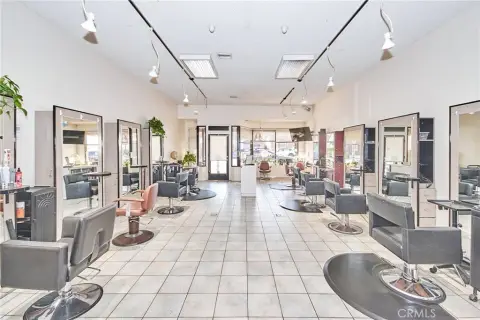 Arcadia Beauty Salon/Spa Opportunity