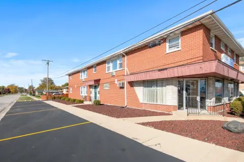 Mixed-Use Apartment Building